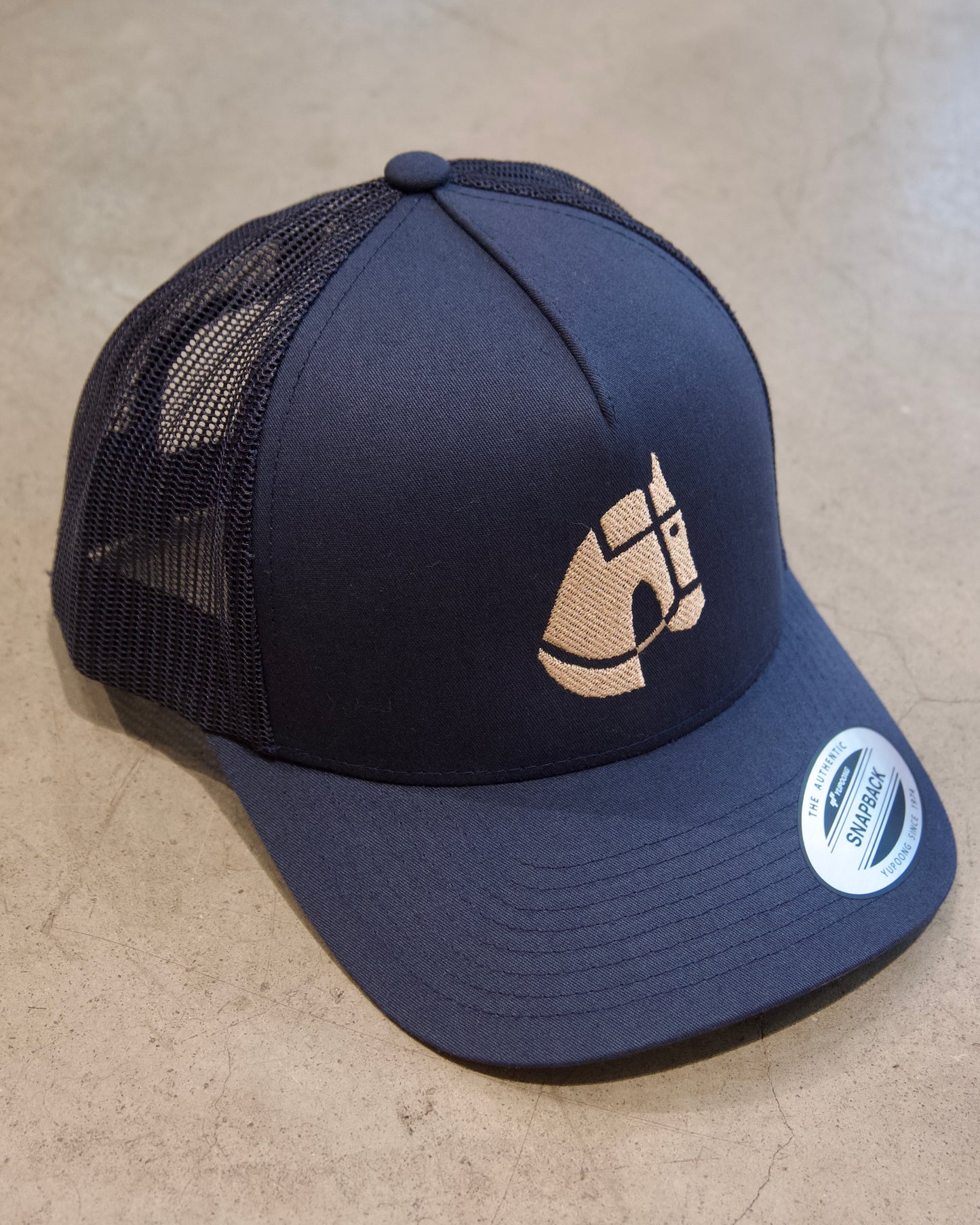 H&H PANEL LOW PRO TRUCKER